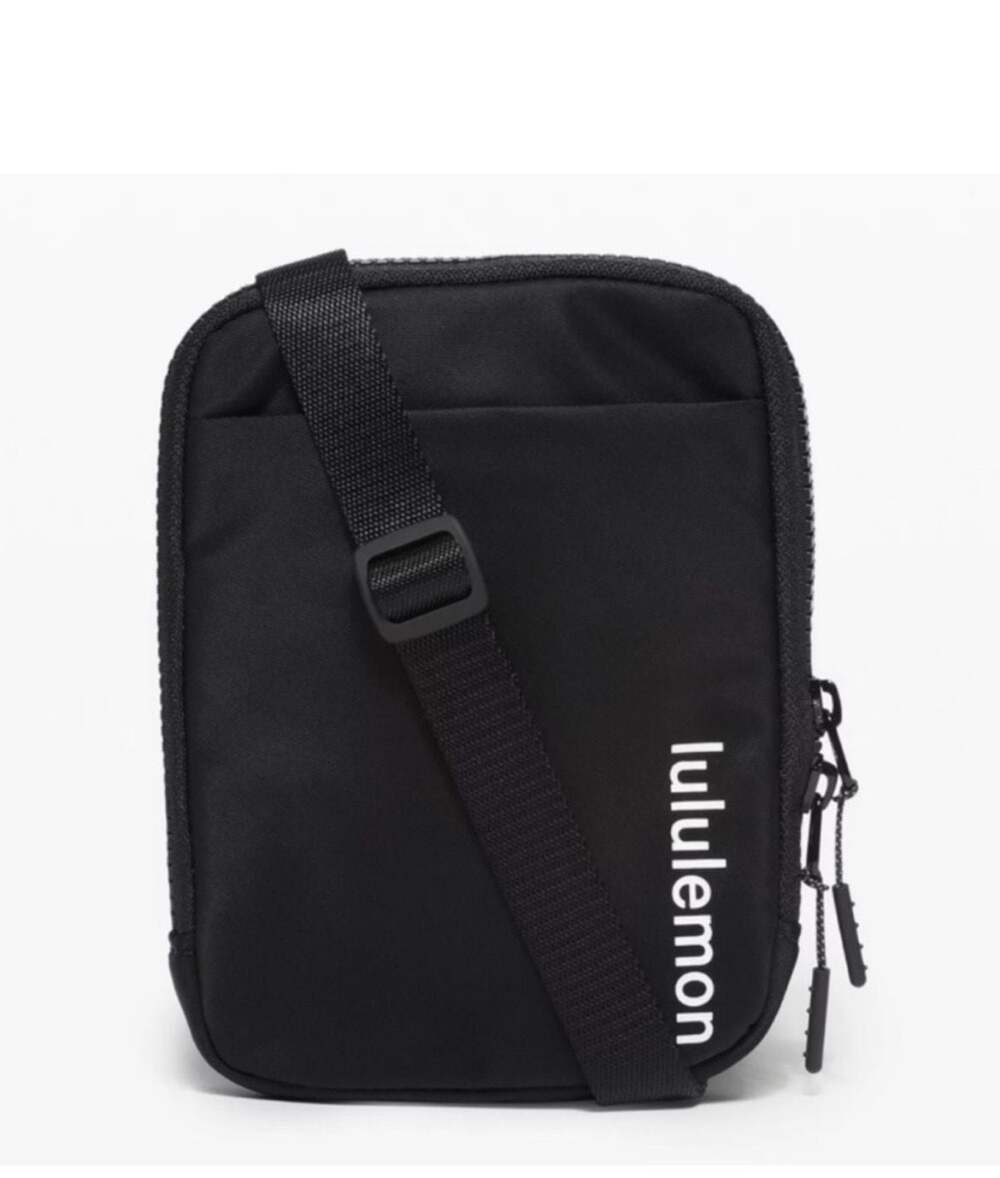 Lululemon Easy Access Crossbody Bag in Black